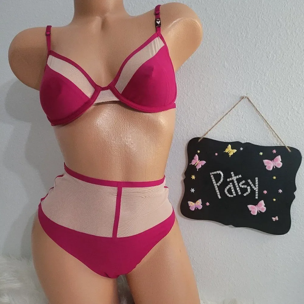 33  Victoria's Secret VERY SEXY  Bra-Thong Set 34C-S